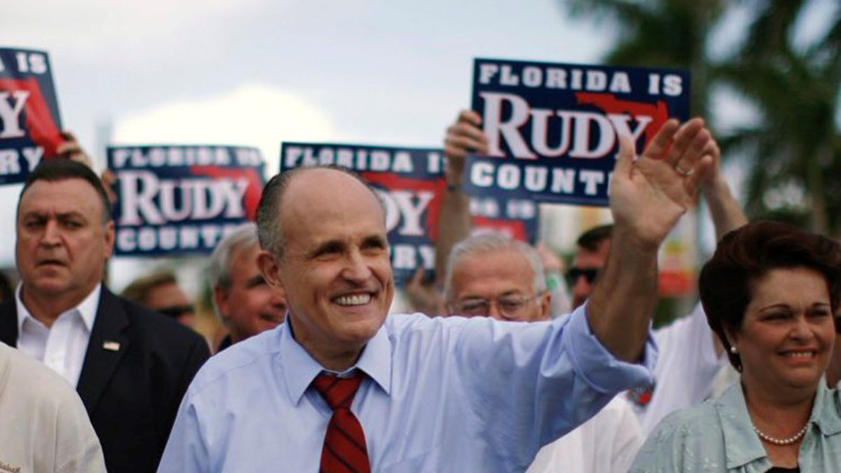 Trump’ın Avukatının Lisansı Askıya Alındı