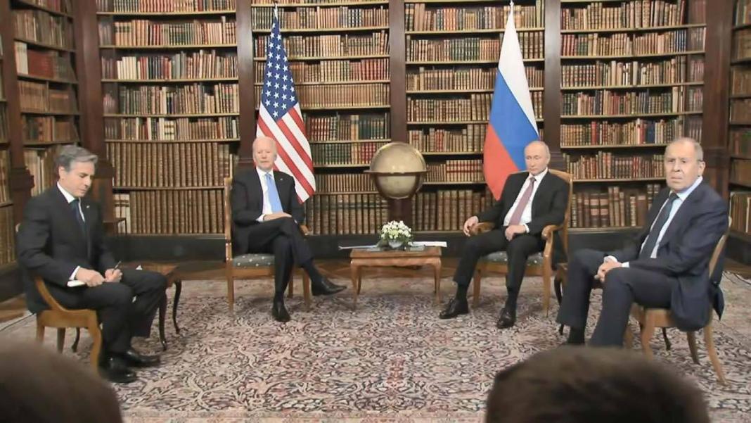 Biden ve Putin görüşmesi başladı