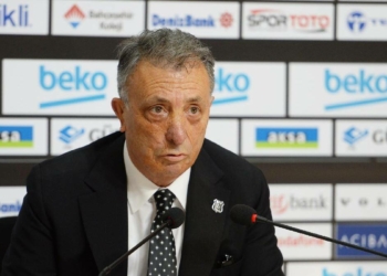 Ahmet Nur Çebi istifa etti