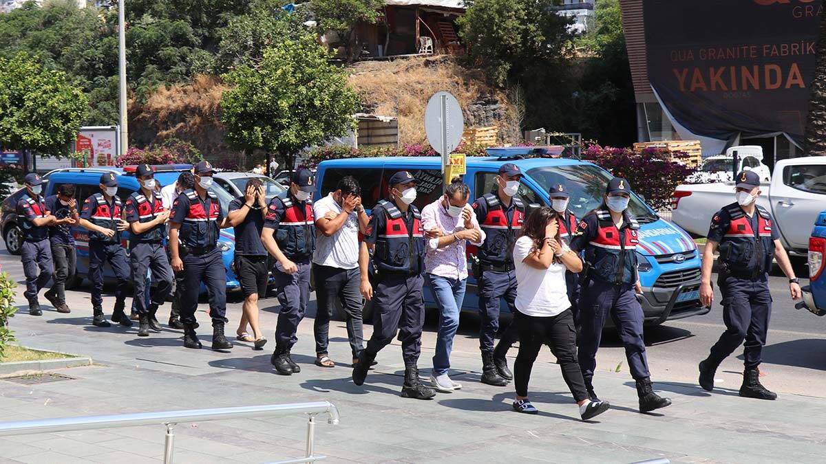 Alanya'da 7 organizatör yakalandı