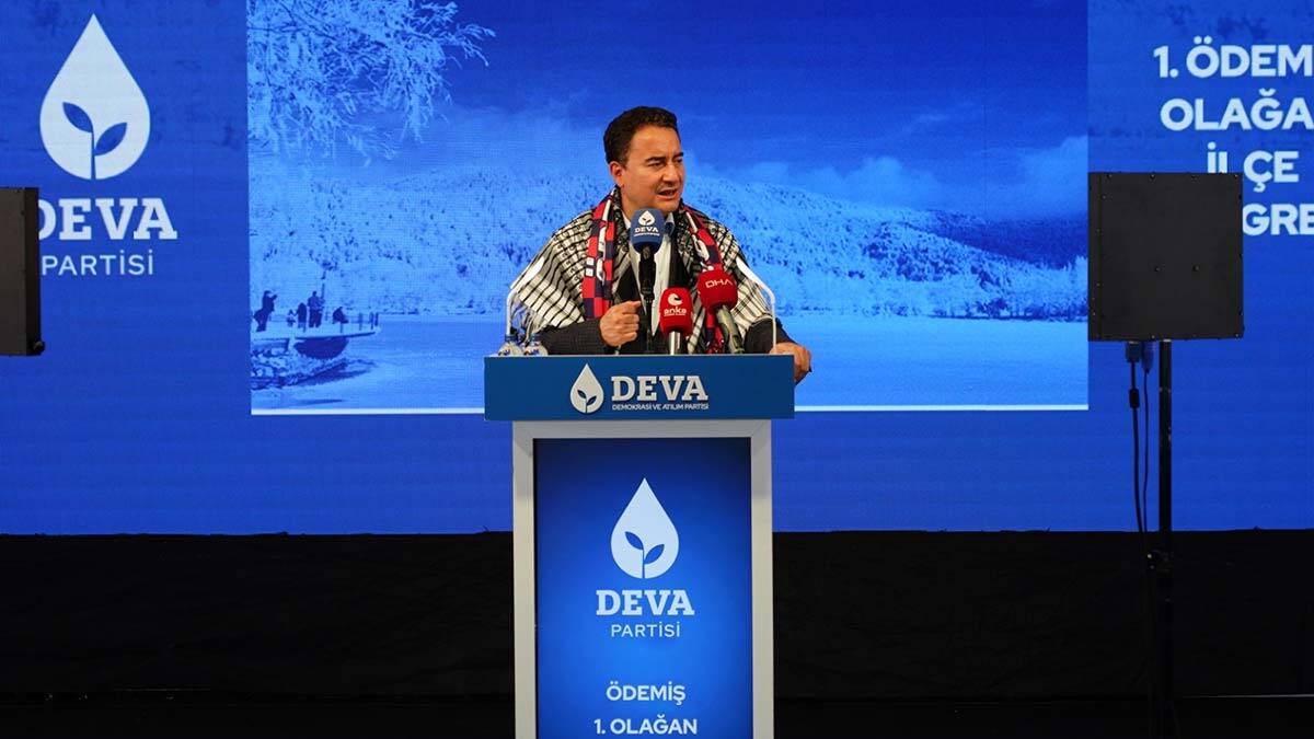 Müzisyenlerin hepsi açlığa mahkum edildi