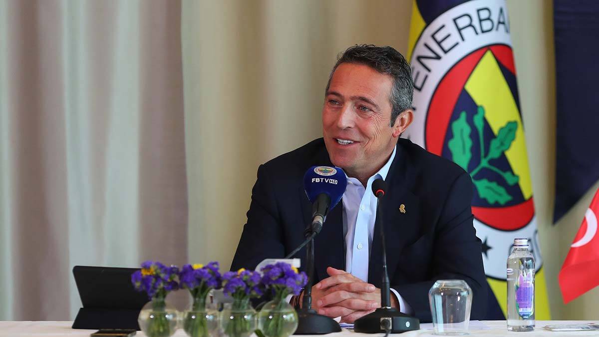 Ali Koç sportif direktör iddialarına son noktayı koydu