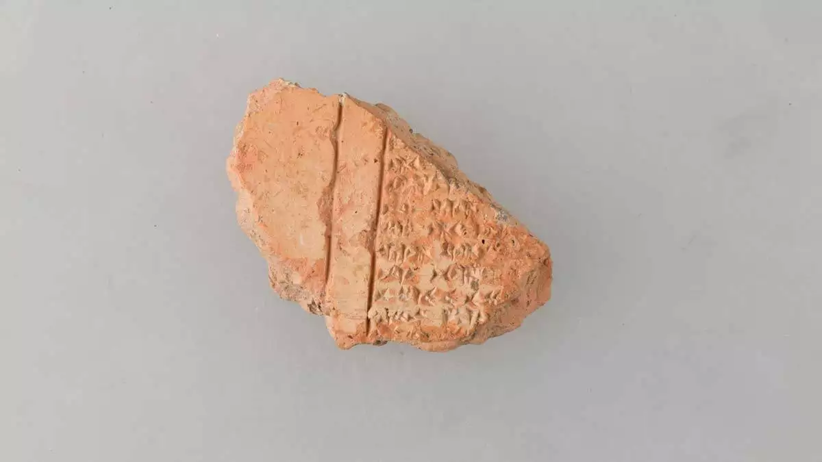 Ankara'da anadolu medeniyetler müzesi'nde dünyanın içinde bulunduğu salgın nedeniyle anadolu'da salgın üzerine yazılmış tabletler sergilenecek.