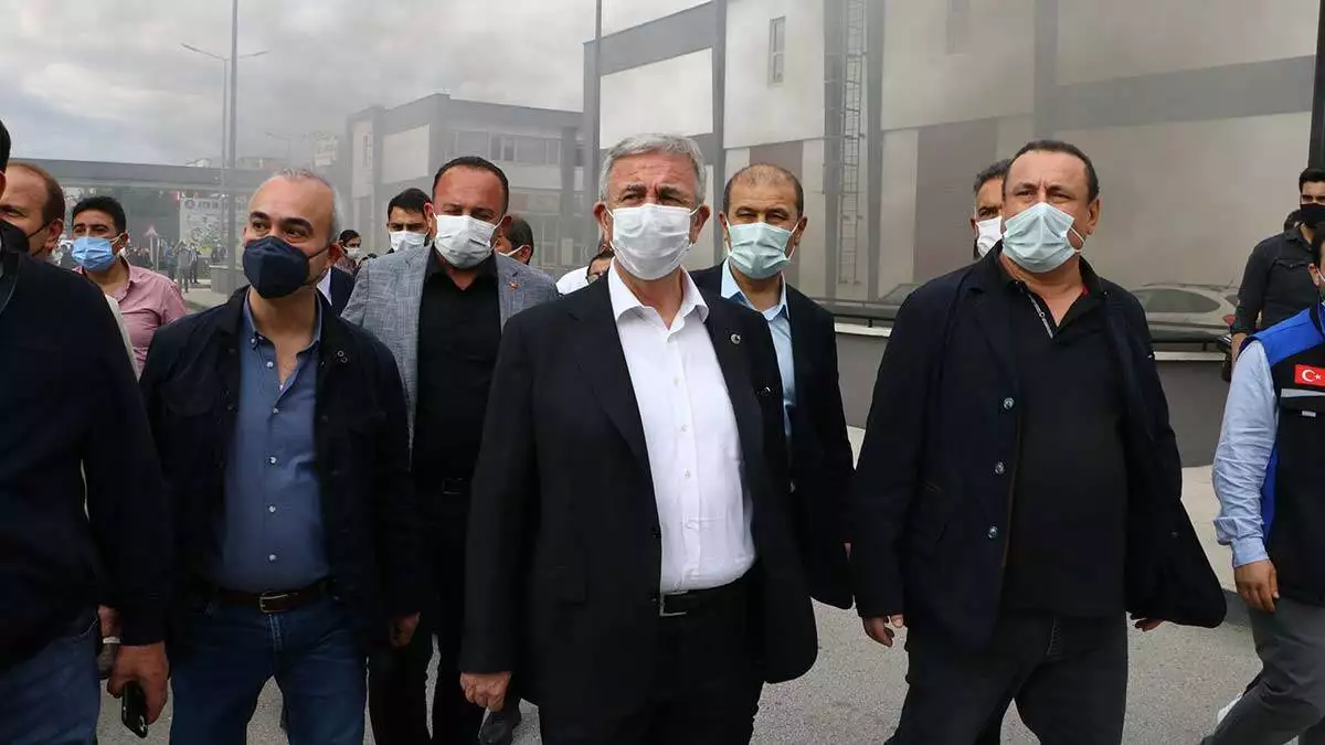 Ankara'da iş merkezinde yangın
