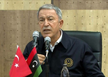 Bakan Akar: Bizim alnımız açık, başımız dik