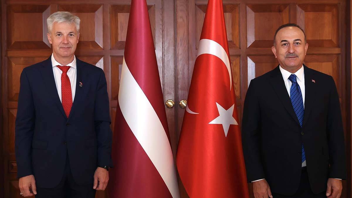 Çavuşoğlu Letonya Başbakan Yardımcısı ile görüştü