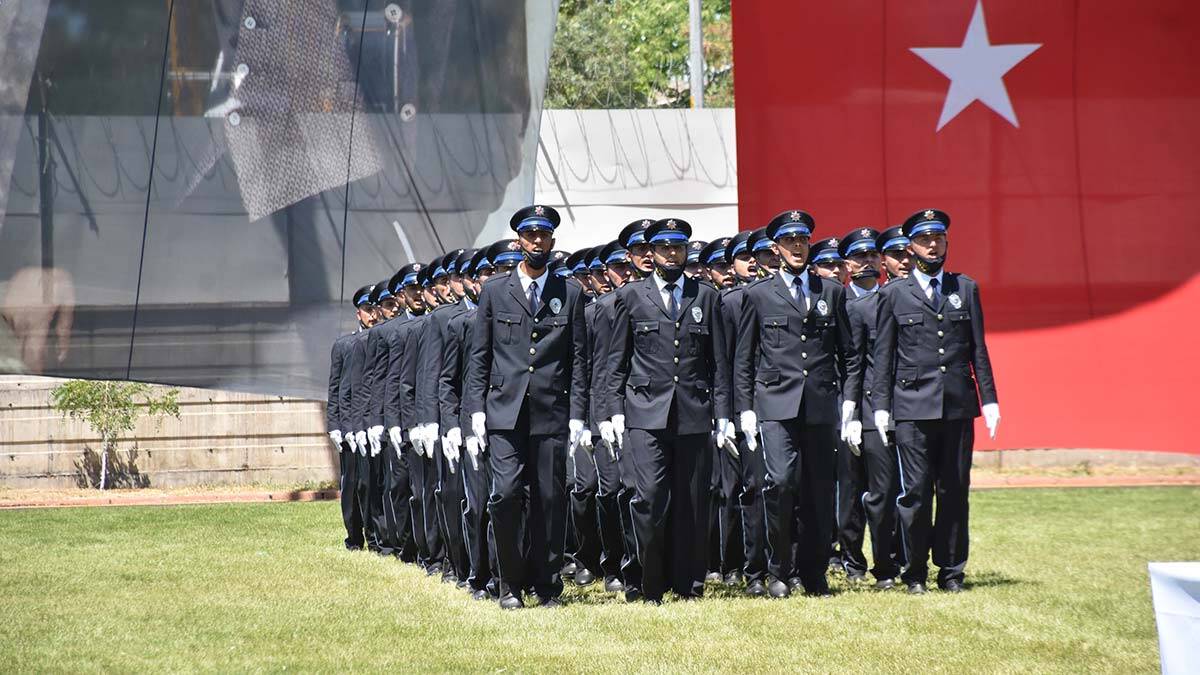 Ne kadar terör yuvası varsa üzerlerine çöküyoruz