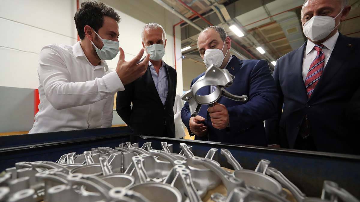 Dünyada artık sadece üretmek yetmiyor