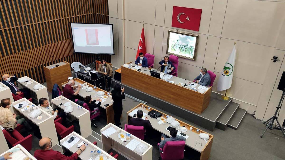 Bolu Belediyesi Meclisi'nde su zammı tartışması