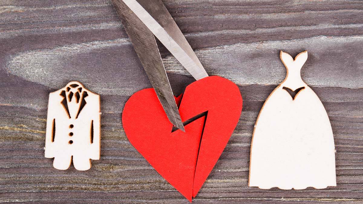 Düğün davetiyesini de aldık Efe beyden