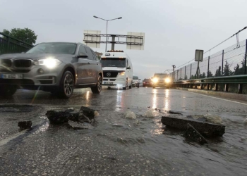 Sağanak hayatı olumsuz etkiledi