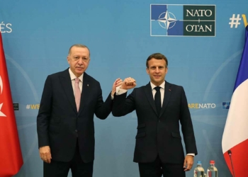 Erdoğan Macron ile görüştü