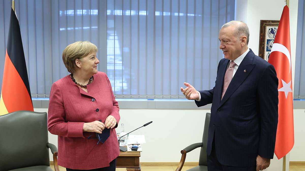 Cumhurbaşkanı Recep Tayyip Erdoğan’ın NATO Liderler Zirvesi kapsamında yaptığı ikili görüşmeler, dünya basınında geniş yankı buldu.