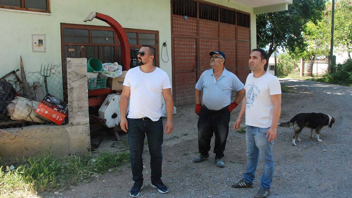 Dağdan kopan kaya parçası korkuttu