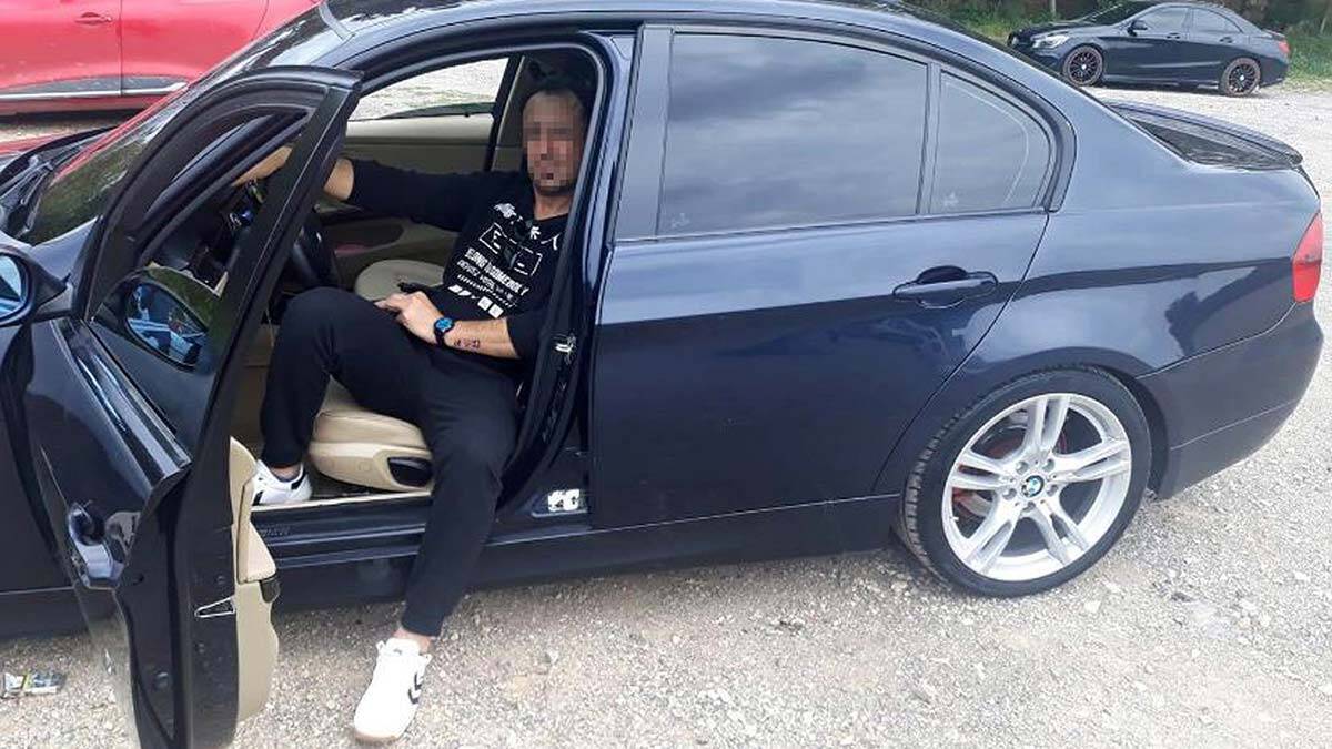 "Çalışamıyorum, birinin yanına gidemiyorum. Ensemde ölüm kokusu alıyorum. Etrafıma bakmadan yaşamak istiyorum. Lütfen sesime ses olun"