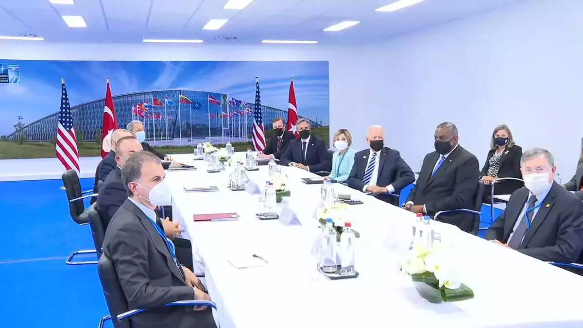 Cumhurbaşkanı erdoğan biden ile görüştü, cumhurbaşkanı erdoğan ve abd başkanı biden görüşmesinden ilk kareler paylaşıldı.