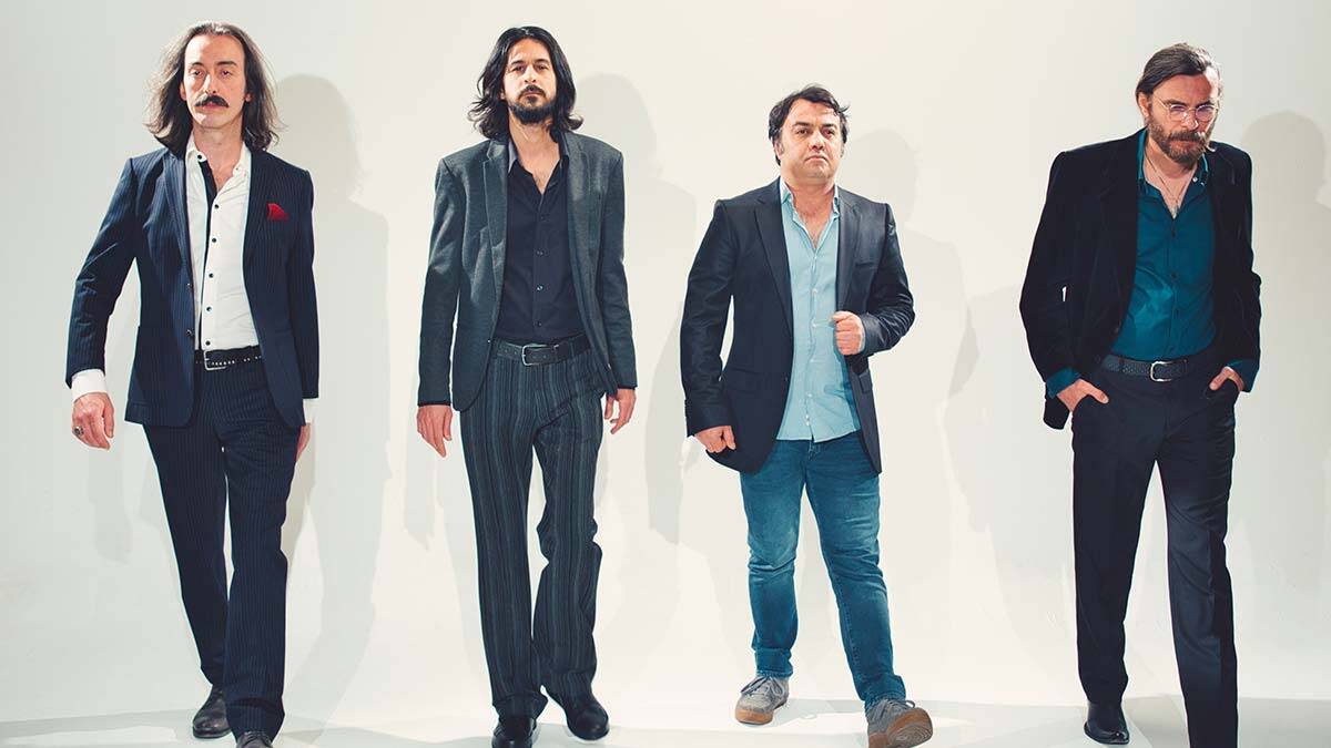 4 yıl aradan sonra Flört'ten Bize Özel albümü