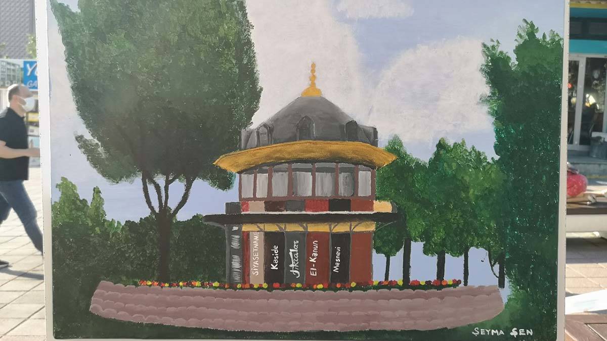 Öğrencilerin çizdiği resimler sanatseverlerle buluştu