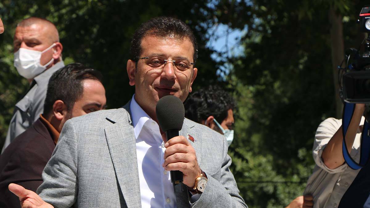 Kapımızı kim çalarsa başımızın üstünde yeri var