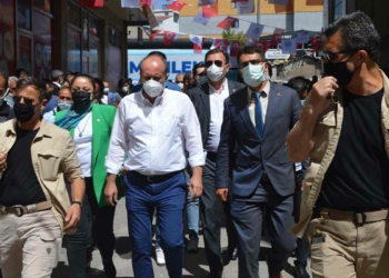 Ne Cumhur ne Millet tek yol Memleket