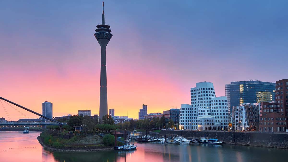 Karantinasız Almanya uçuşları bugün başladı 