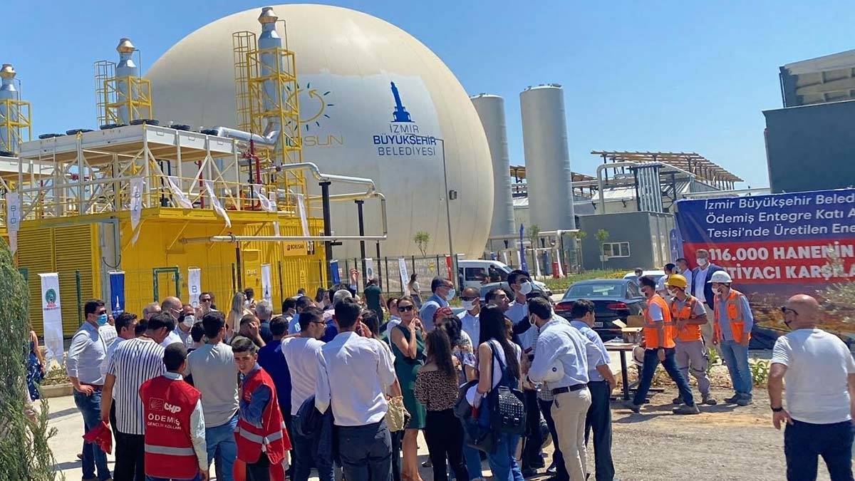 CHP Genel Başkanı Kemal Kılıçdaroğlu, "Çiftçi üretecek, sanayici üretecek, Türkiye üretecek işsizlik son bulacak. Bu sözlerin tamamını yerine getireceğim" dedi.