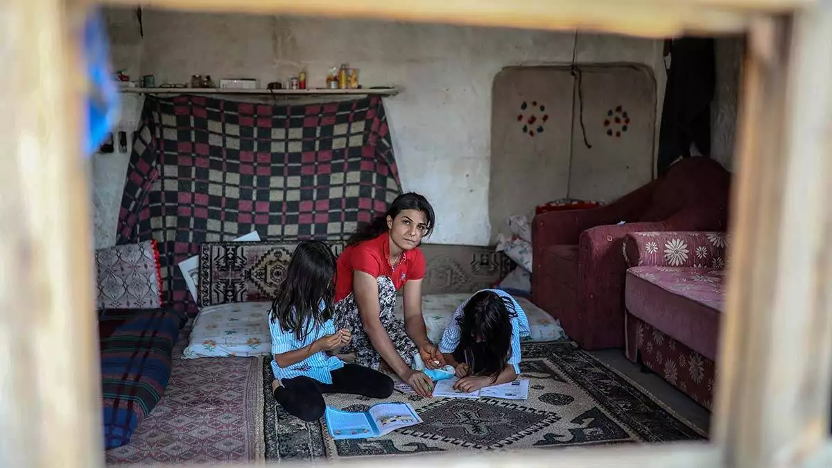 Melek i̇pek yaşadığı zor günleri geride bıraktı