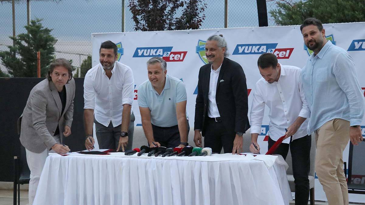 Merkezefendi'de imzalar konuştu