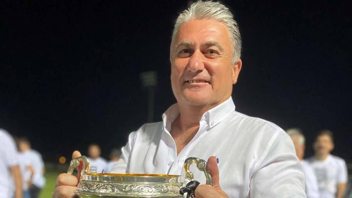 Mesut Toros yılın teknik direktörü seçildi