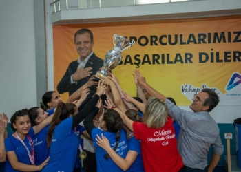 Şampiyon hentbolcular 1'inci Lig’e hazırlanıyor