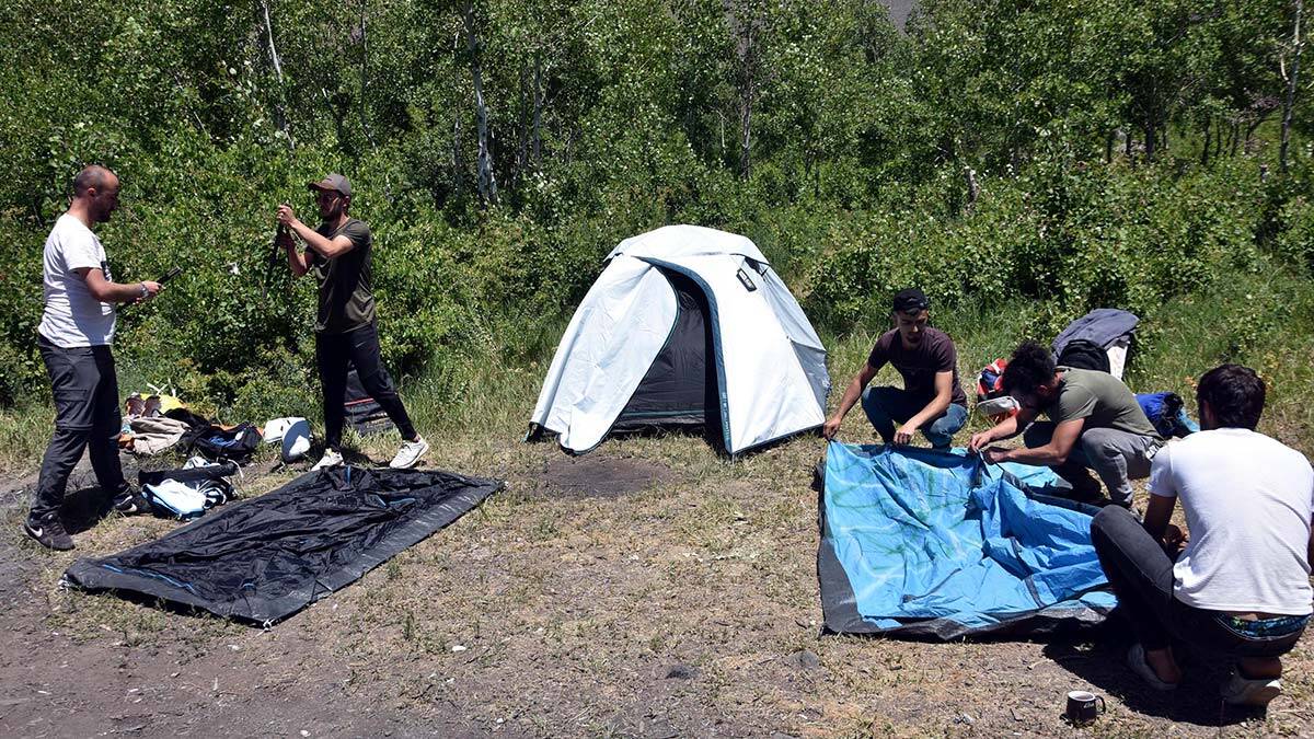 Nemrut Krater Gölü kampçıların uğrak yeri oldu