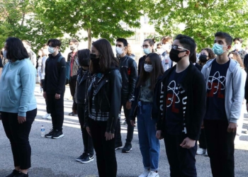 Ortaokul ve liselerde yüz yüze eğitim başladı