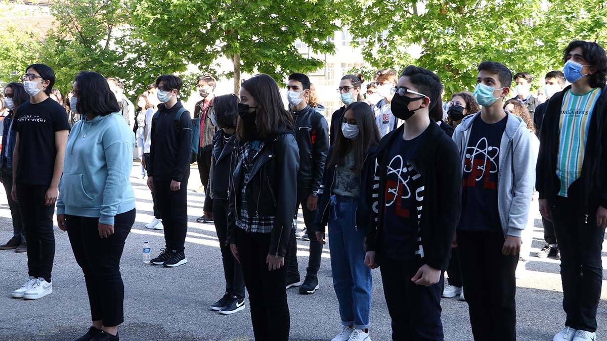 Ortaokul ve liselerde yüz yüze eğitim başladı