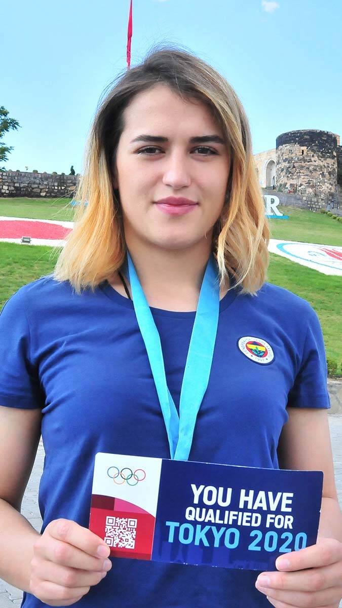 Altın madalyayı kazanmak istiyorum