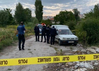 Park halindeki otomobilde cesedi bulundu