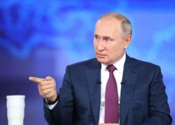 Putin'den İngiliz savaş gemisi açıklaması