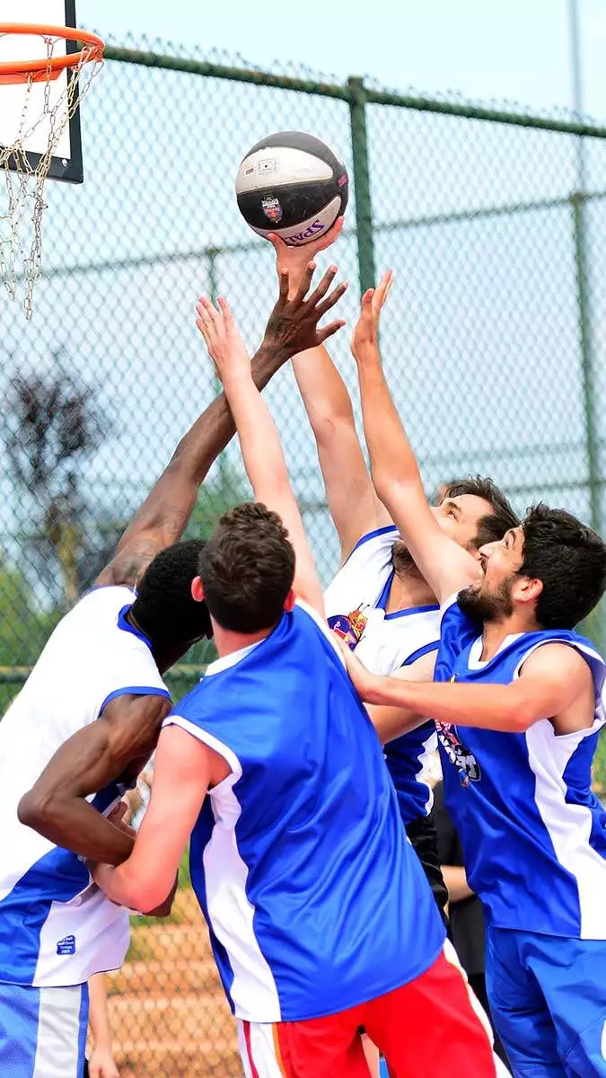 Red bull half court'ta ilk finalistler belli oldu