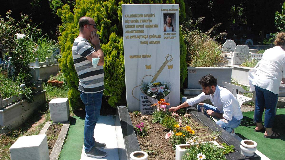 Barış Akarsu 42'nci doğum gününde anıldı