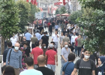 Taksim Meydanı turistlere kaldı