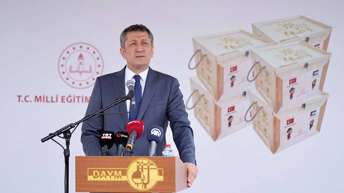 Filistinli çocuklara Benim Oyun Sandığım eğitim seti