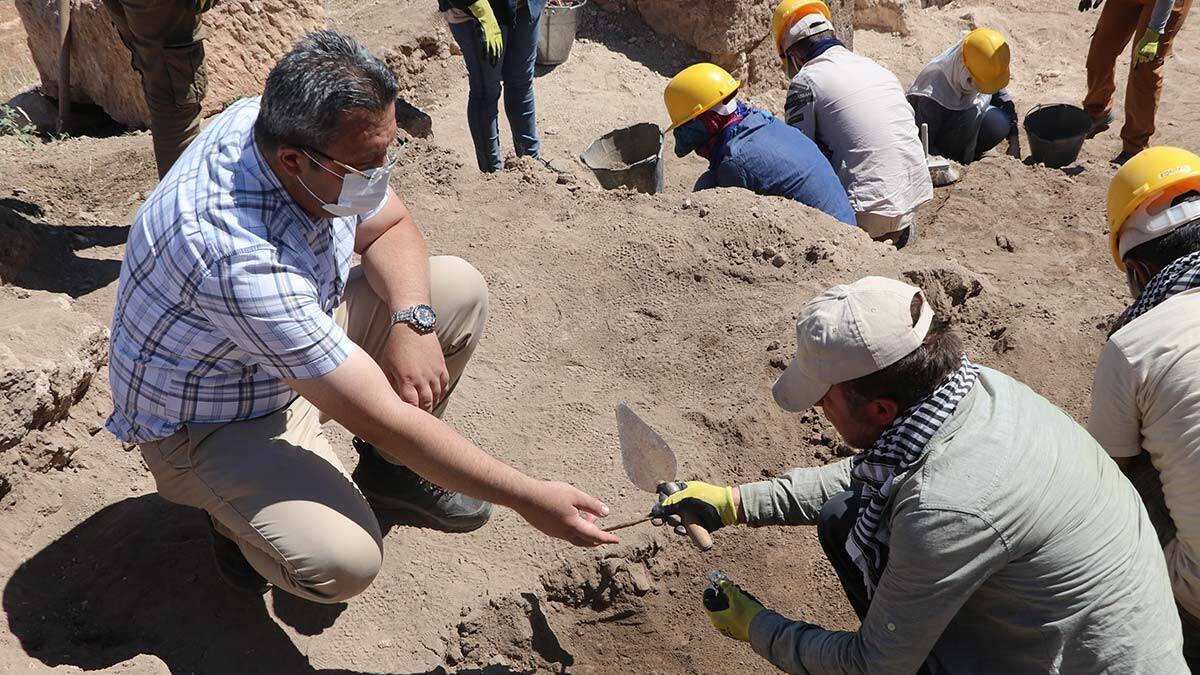 Mithras Tapınağı'na bağlantılı yapılar bulundu