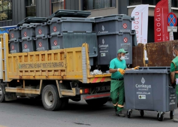 Çankaya çöp konteynerlerini yeniliyor