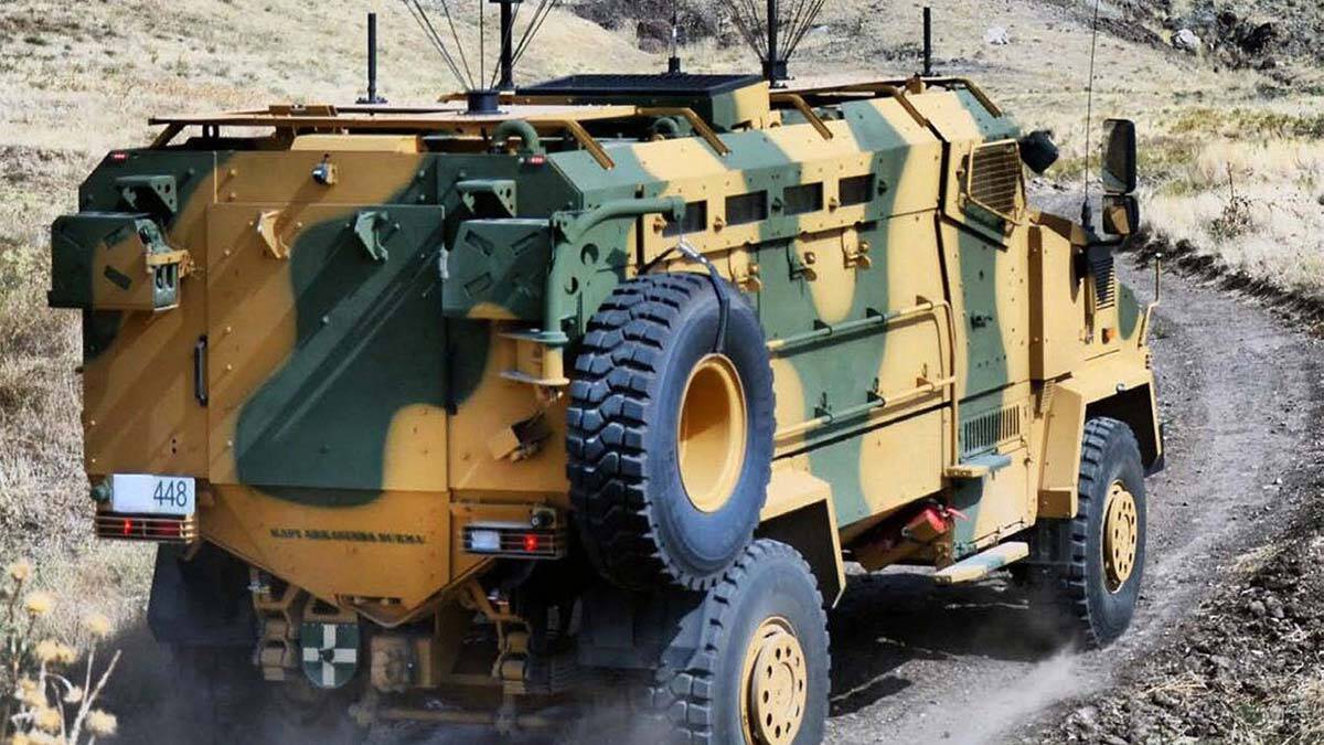 Kirpi aracına saldırı: 2 şehit, 2 yaralı