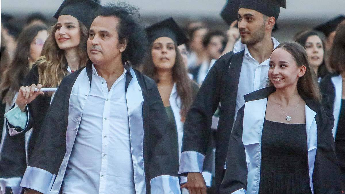 50 yaşında 4 yıllık bölümü birincilikle bitirdi_2