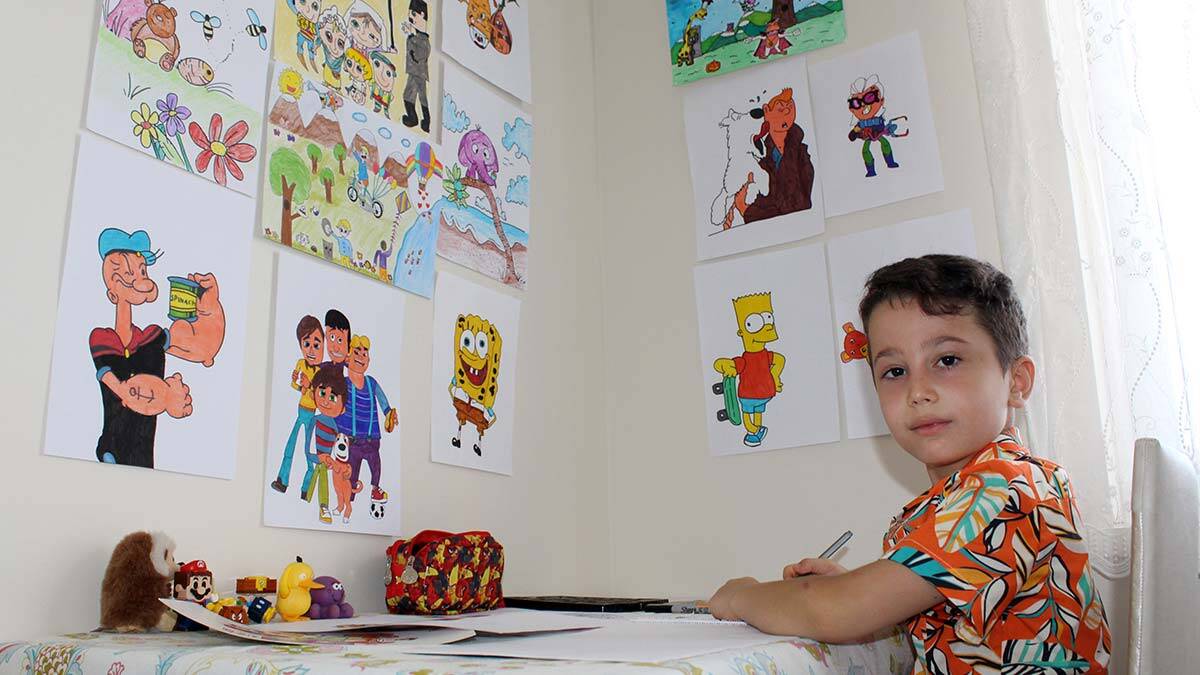 7 yaşındaki karikatüriste yurt dışından teklif