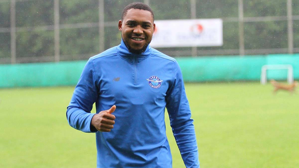 Adana Demirspor'un yeni transferi ilk kampında