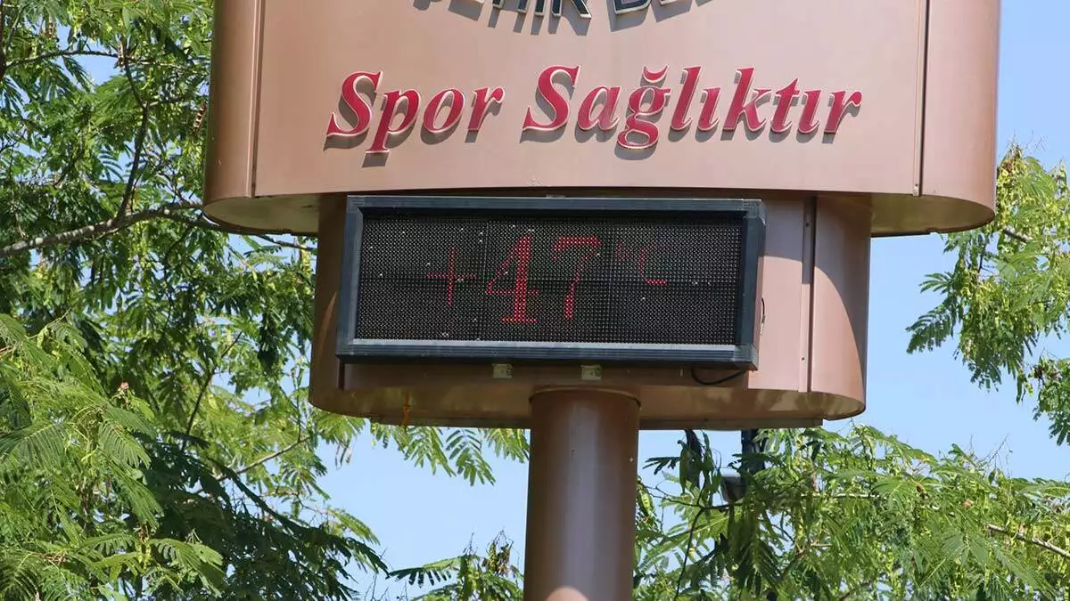 Adana'da sıcaklık 47 dereceyi buldu