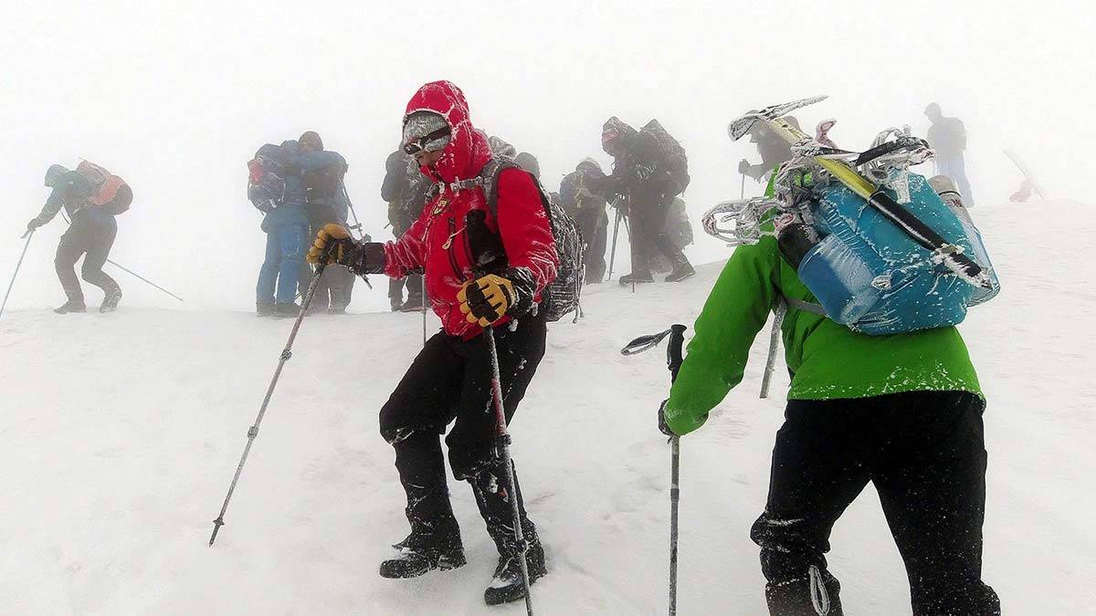 Ağrı Dağı'nda İsrailli ve Türk dağcılar tipiye tutuldu