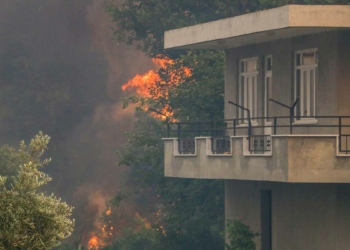Antalya'da yangında 1 kişi hayatını kaybetti