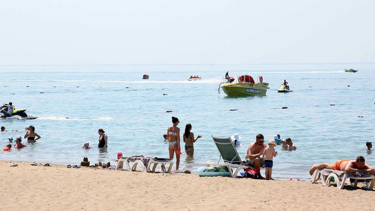 Antalyalı turizmciler talepten memnun